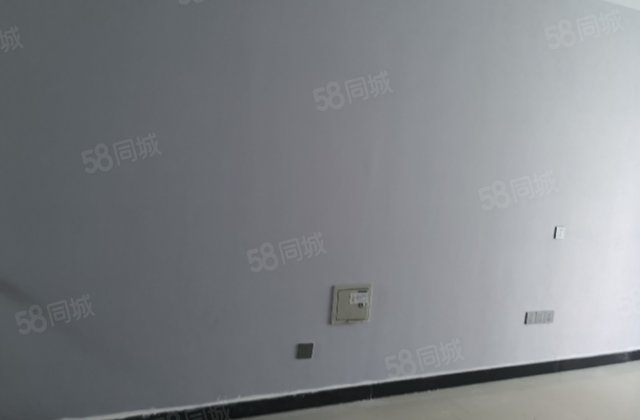 御峰名苑3室2厅133.84㎡88万二手房图片