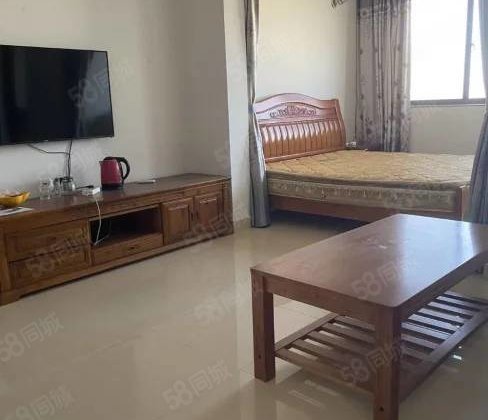 鸿坤理想海岸1室1厅50㎡35.2万二手房图片