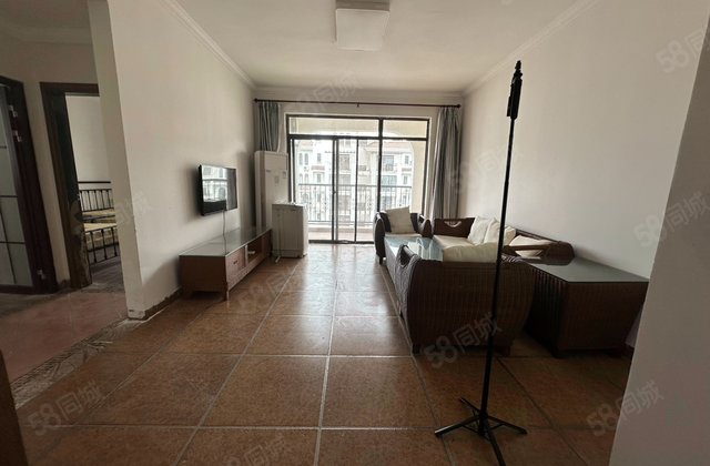 康郡美月小河2室2厅75㎡39万二手房图片