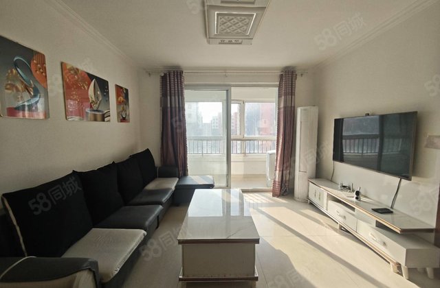 急卖，市中心位置，大三室朝阳的，东昌，新星  ，精装修