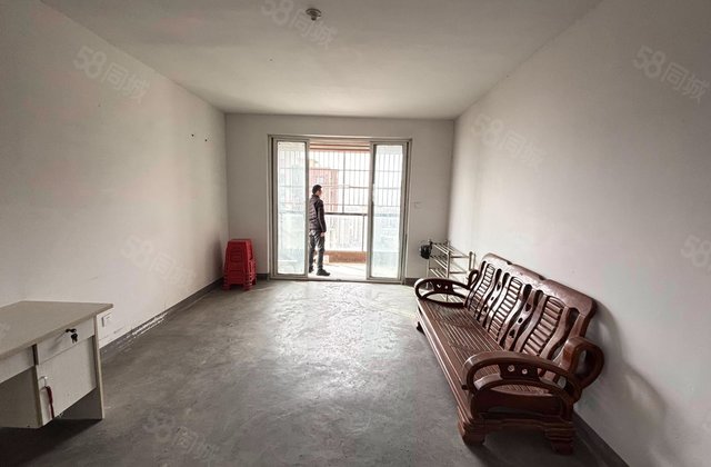 凤凰之家小区3室2厅119㎡55万二手房图片