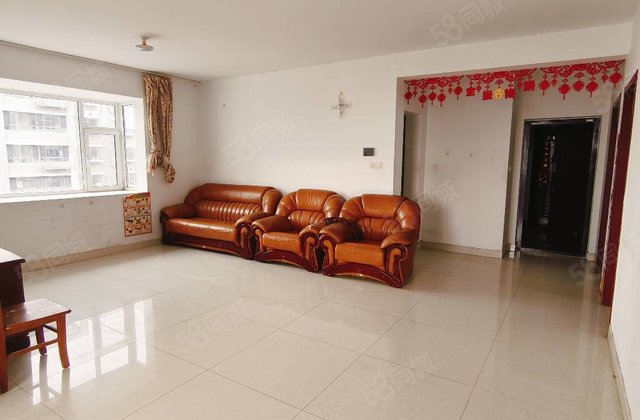 光岳花园，法院，昌润莲城，三室朝阳，双阳台。送车位储藏室