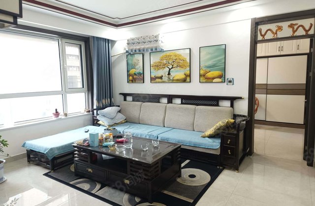 民生凤凰城10号院 三叶草户型，精装修 看房方便