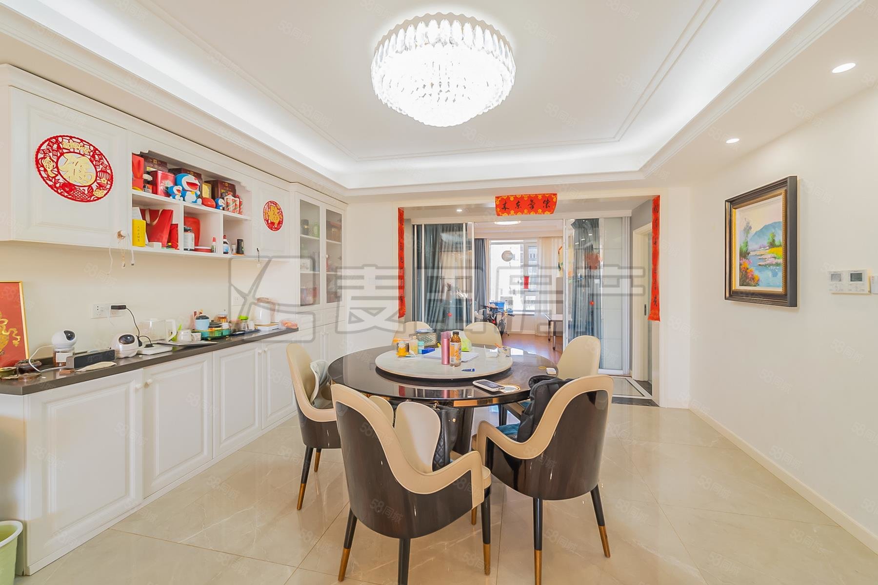 國風上觀4室2廳2衛(wèi)196.4㎡南北1350萬