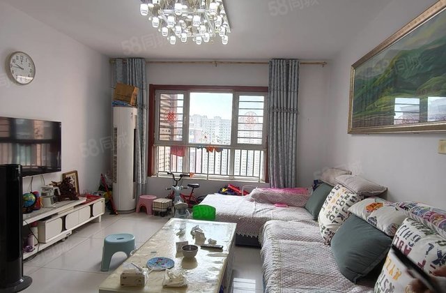 水岸花语三室两卫带车位，随时看房。