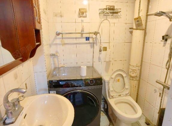 万龙花园2室1厅55㎡25.8万二手房图片