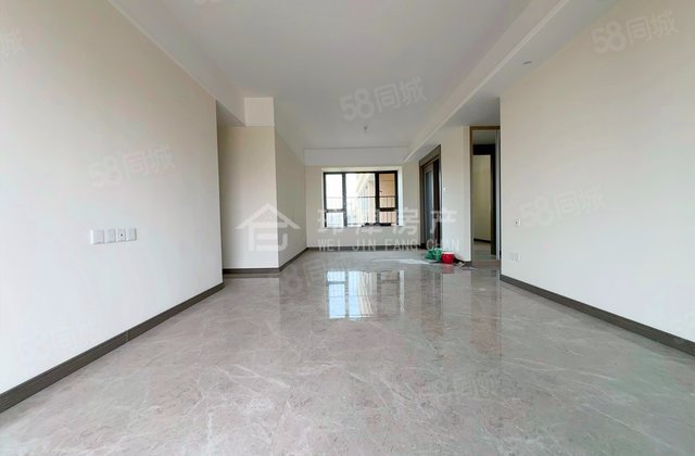 翡翠西江4室2厅126.54㎡96万二手房图片