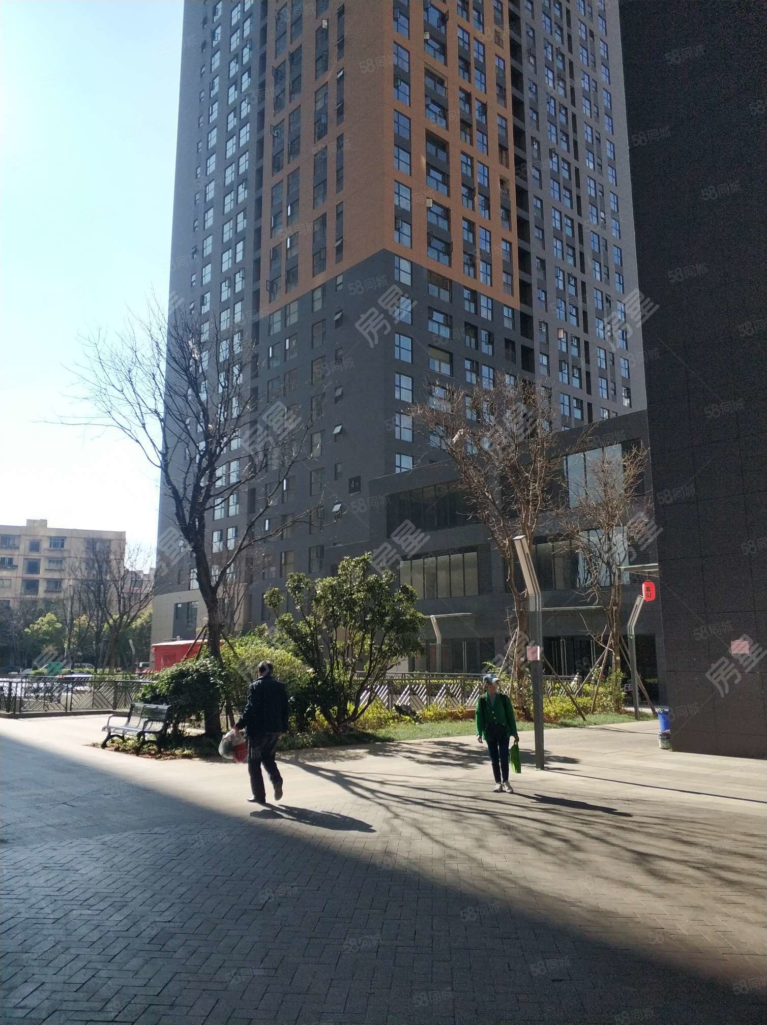 金尚俊园二期103平3室155万