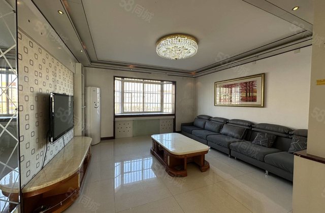 文轩北邻，送车库，别墅区，凤凰新城