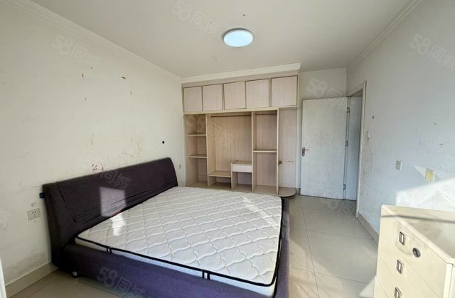 三室万达，58.5萬就卖！洋房一梯两户公摊少）婚房阿尔卡迪亚