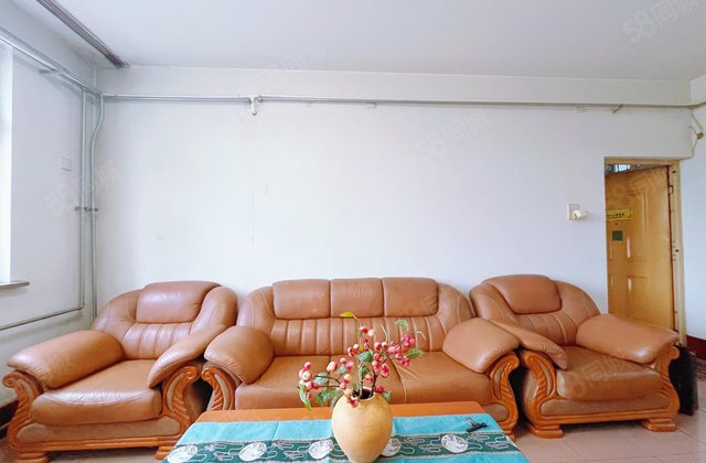 交运绮苑 湖边 边户 三室 随时看房