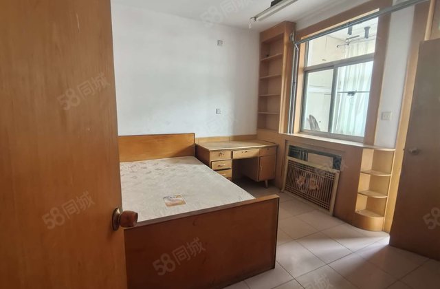 文轩二实验单位家属院3室停车方便非顶层 随时看房