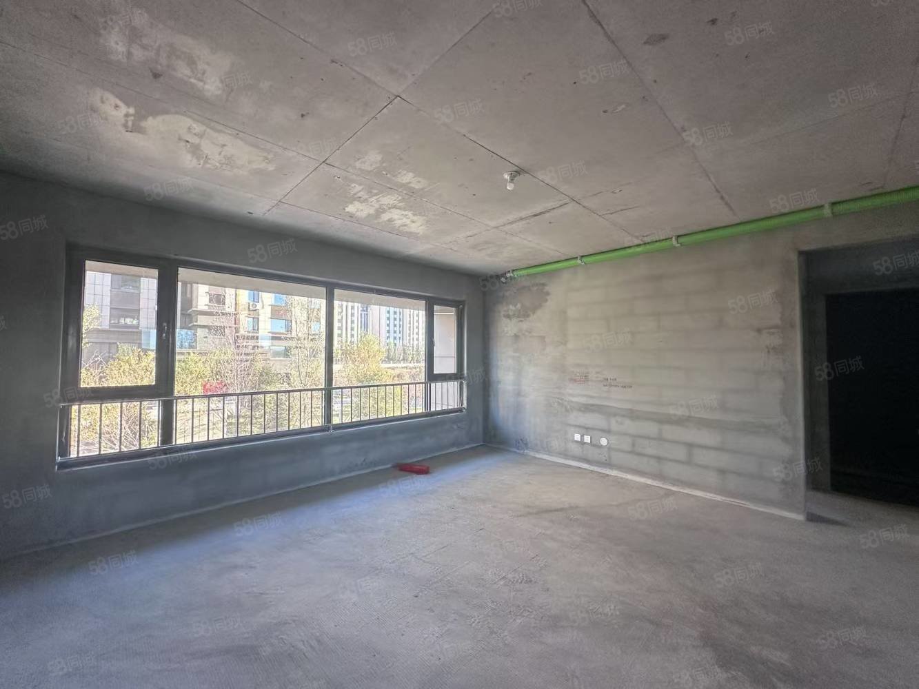 华韵锦园3室2厅2卫152㎡南北90.89万