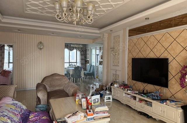 东方名居3室2厅143㎡58万二手房图片