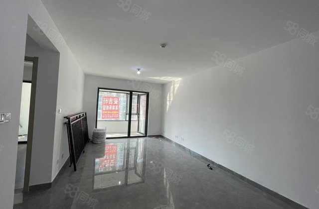 二中附近 刚交房 带车位储藏室 双阳台 看房方便