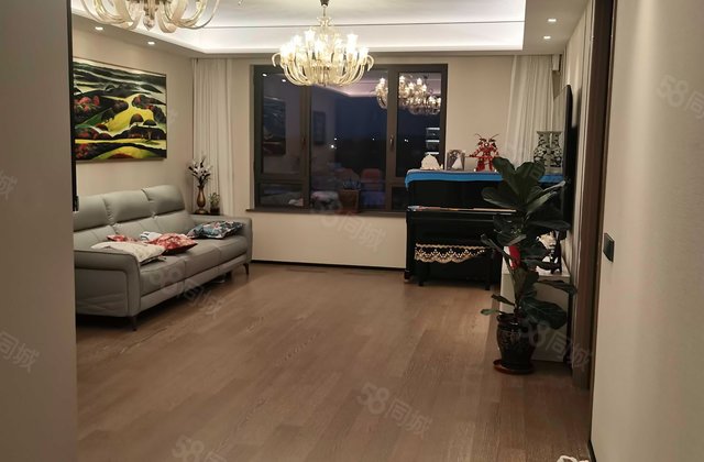 西山上品湾MOMA3室1厅131.4㎡528万二手房图片