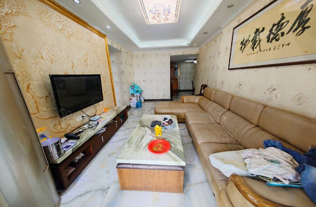 地铁金融城3室2厅92.32㎡160万二手房图片