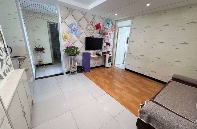 手拿几万 鸿顺花园 阳光实验两校  三里铺 月亮湾颐馨园