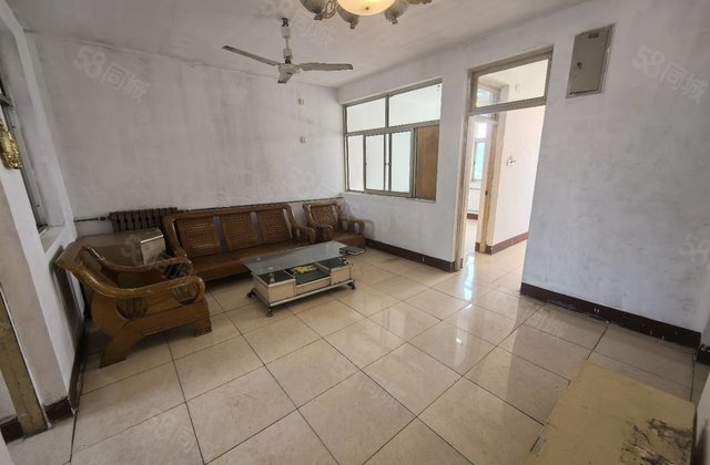 东排新楼上的！单价3千多~ 好停车 双力家属院 光明~七中