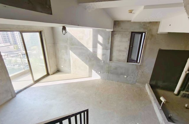 世茂璀璨天城(一期)3室2厅86㎡219万二手房图片