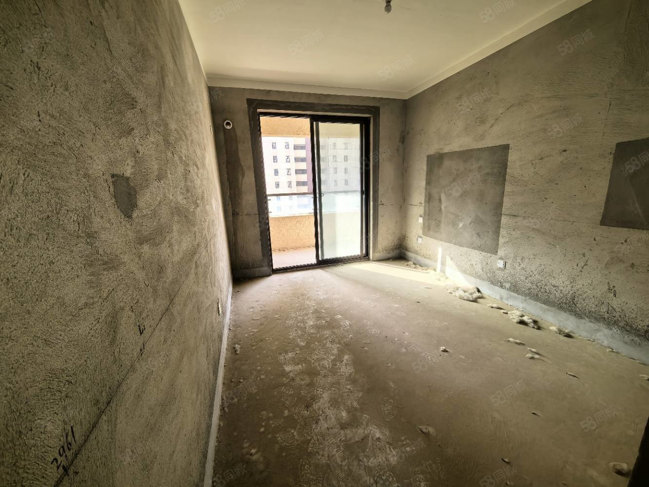 悦湖城3室2厅2卫120㎡南北71.6万