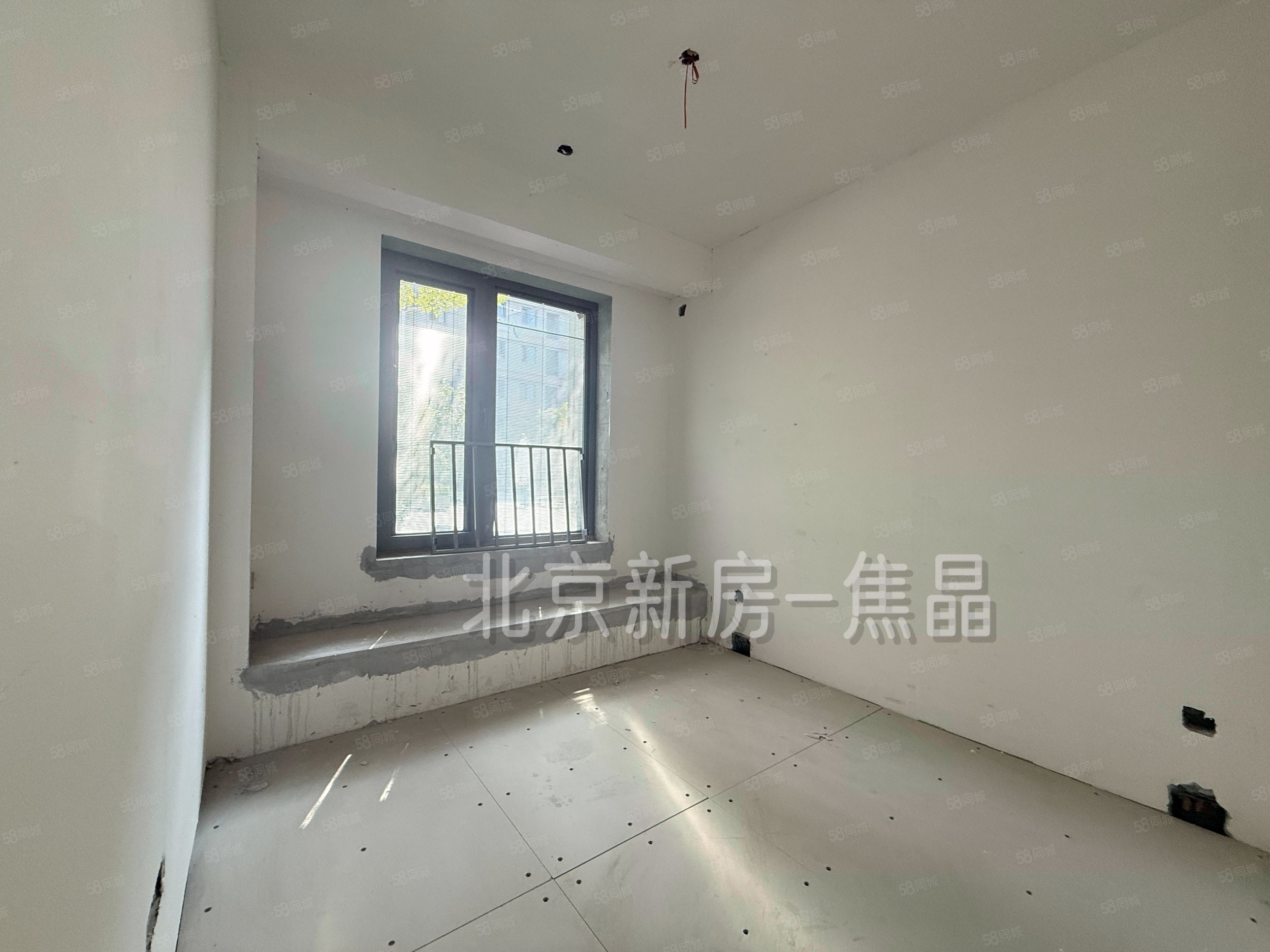 中海富華里富園3室2廳2衛(wèi)99㎡南北620萬