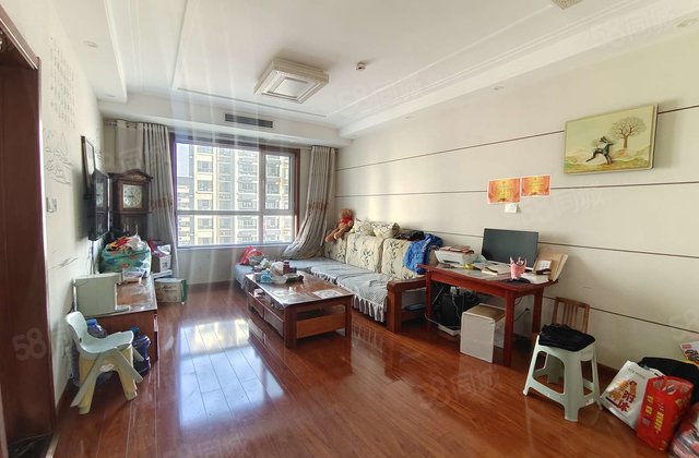 急售！湖边沙滩浴场，城市主人，观澜一品纯商品东户电梯洋房送储