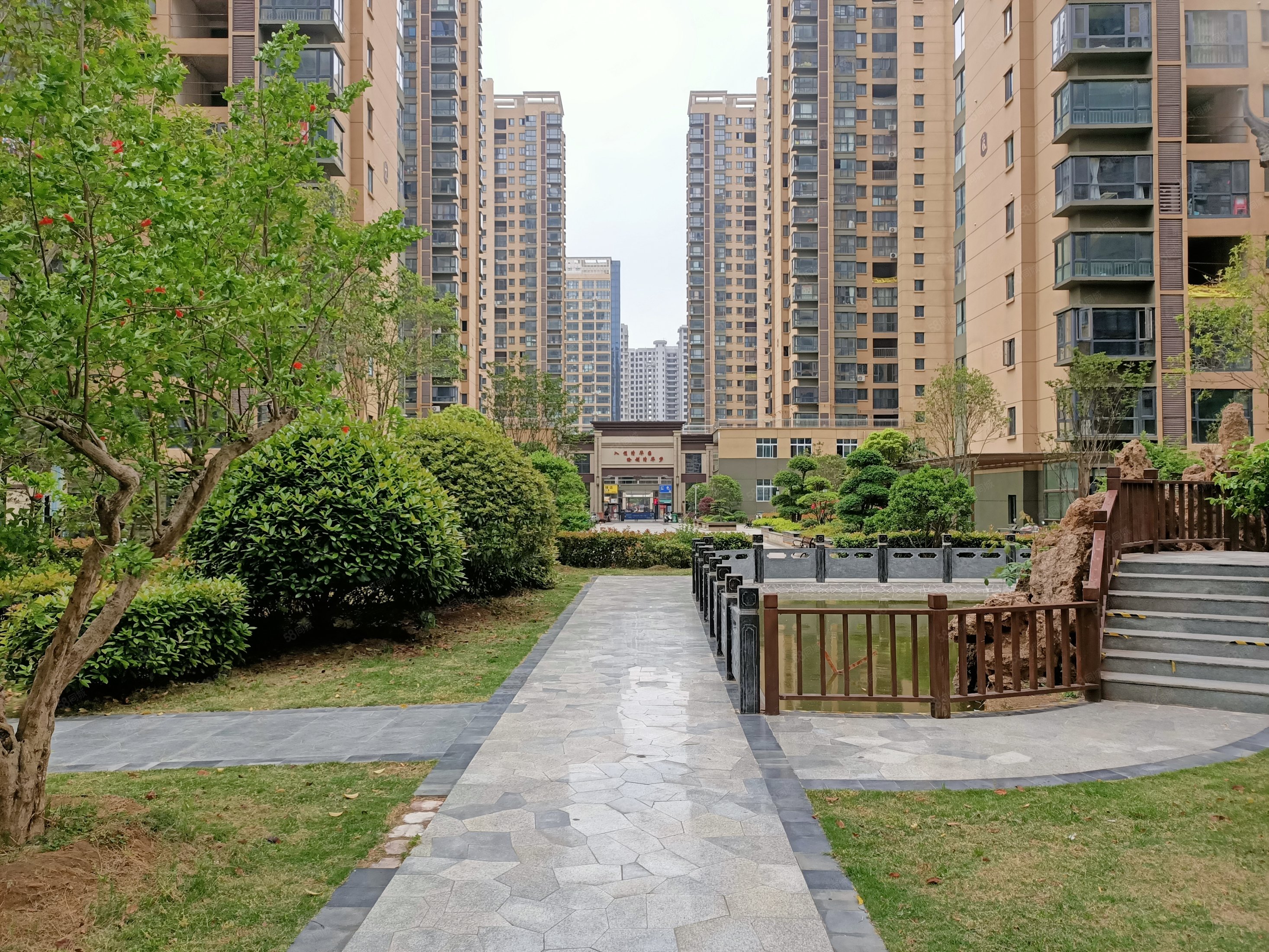 【10图】清华园 145平3室2厅2卫 大市证 满五 可按揭,凯璟清华园-南阳