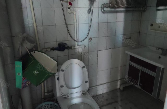 东昌中学本部  聊建四公司家属院 南北通透