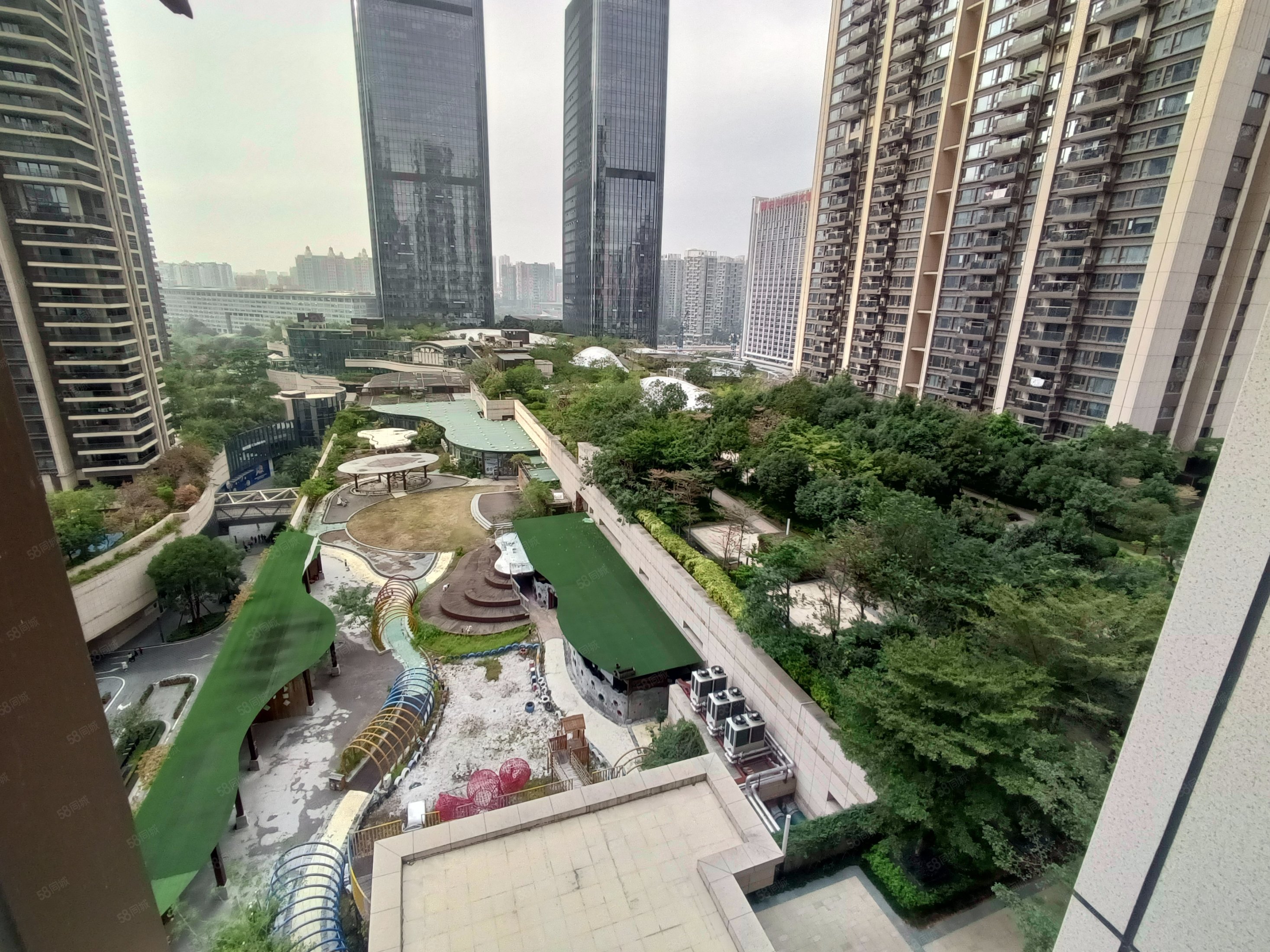 壹方中心5室2厅3卫169.26㎡东南0万