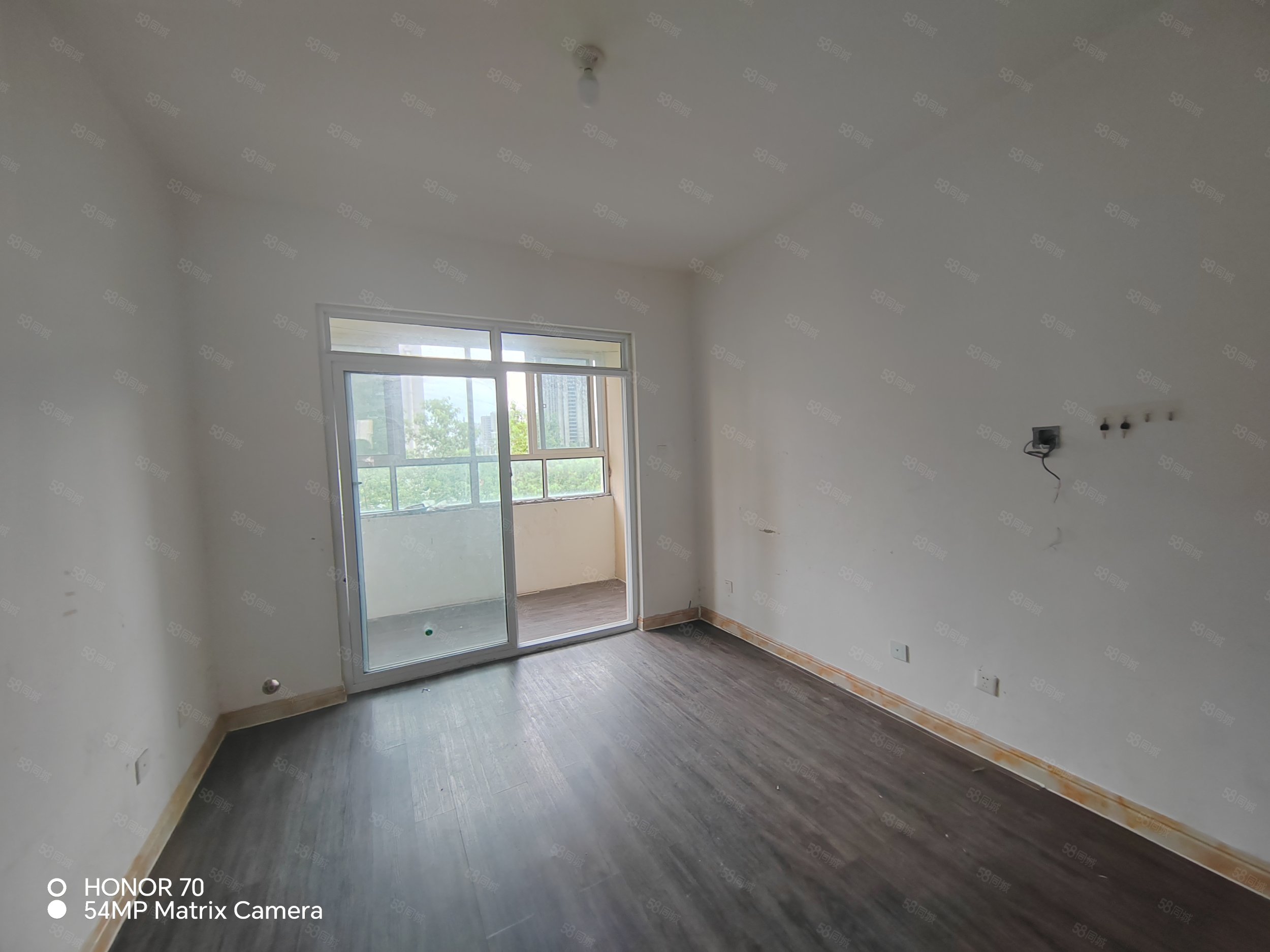 南华苑南区(C区)2室2厅1卫60㎡南北23.8万