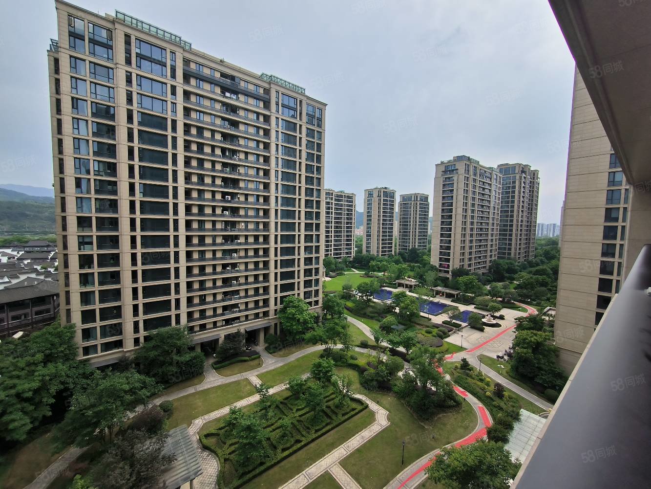 绿城秀丽春江望京园3室2厅2卫134㎡南北508万