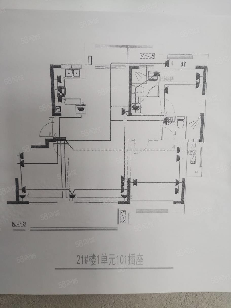 华宇弘府3室2厅2卫105㎡南北73.8万