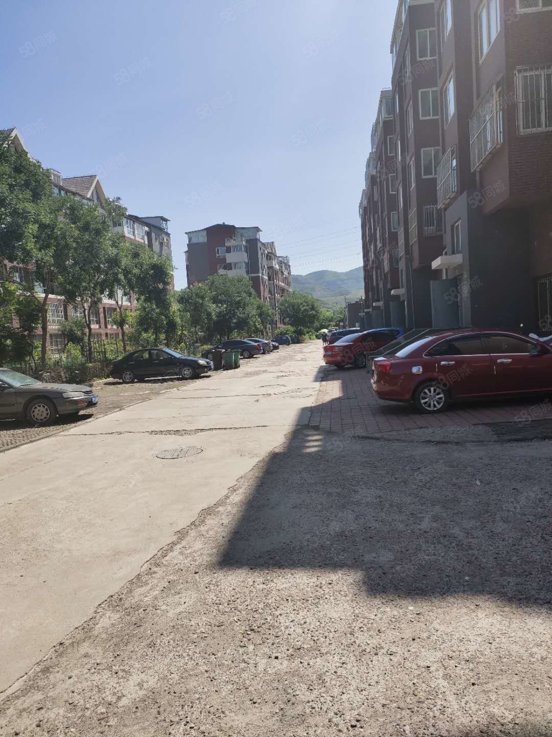 3室2厅御水花园东区单价6140南北通透房东急置换