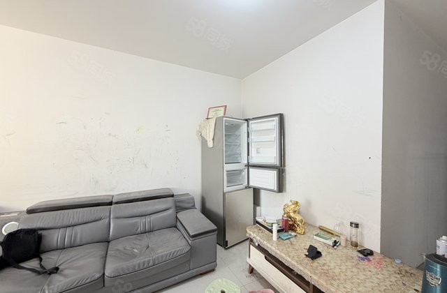 房东急售~阿尔卡迪亚中间楼层采光好 带车位储藏室 可按揭