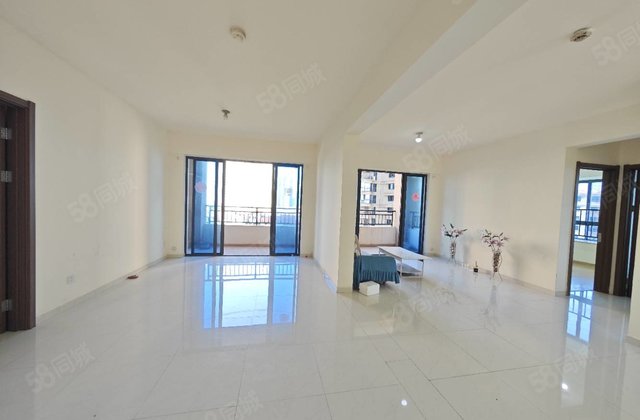 碧桂园浪琴湾5室3厅146.22㎡48.2万二手房图片