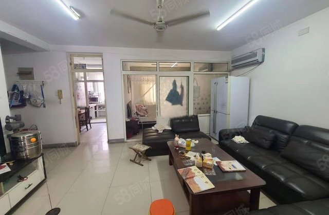 东昌路  鲁化路  馨安公寓  三室全明户型  步梯二楼