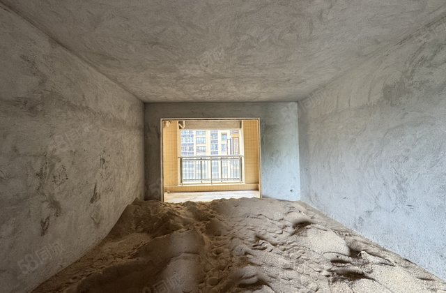 宏丰新城4室2厅136㎡103万二手房图片