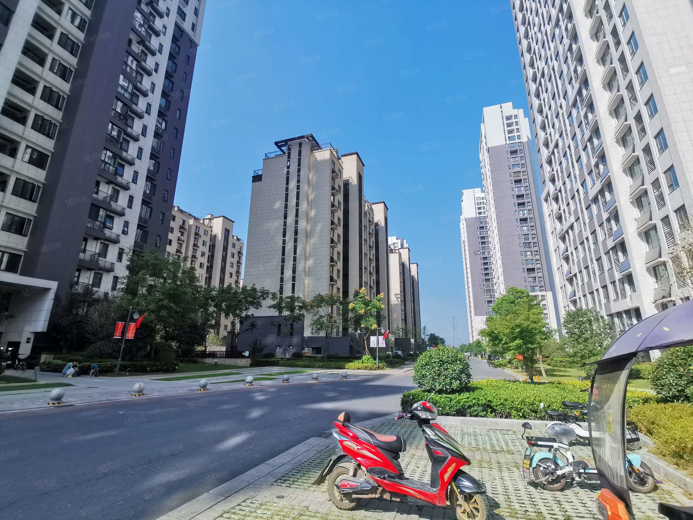 南北通透4室2厅当代未来城少荃湖名苑