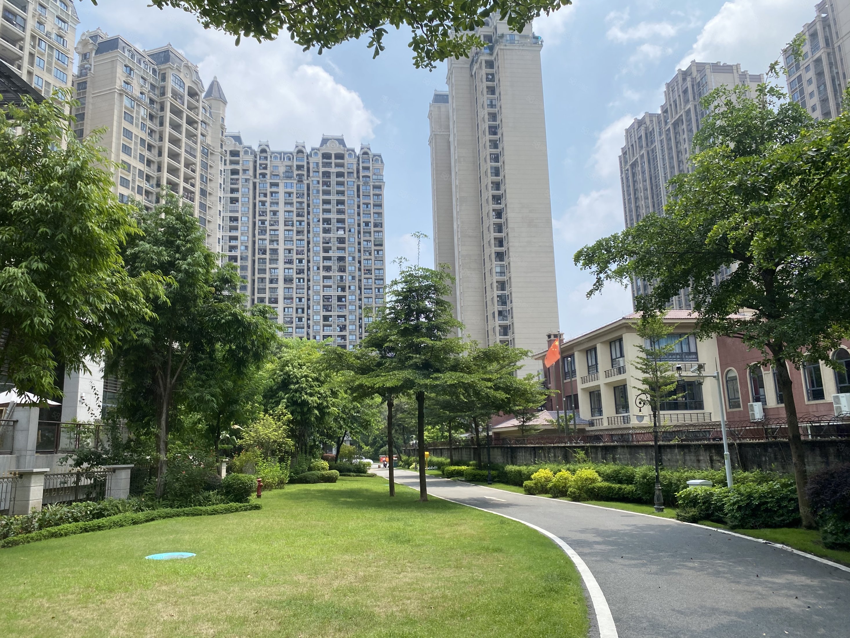 业主降价10万急售观澜碧桂园89平三房采光好出行便利