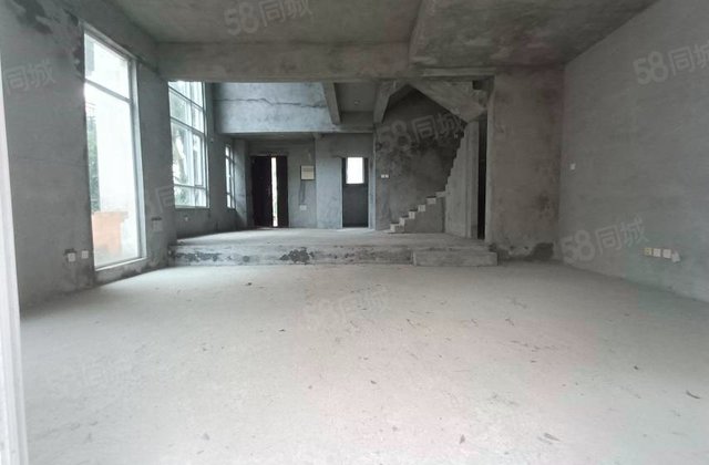 长信半岛美庐4室2厅208㎡158万二手房图片