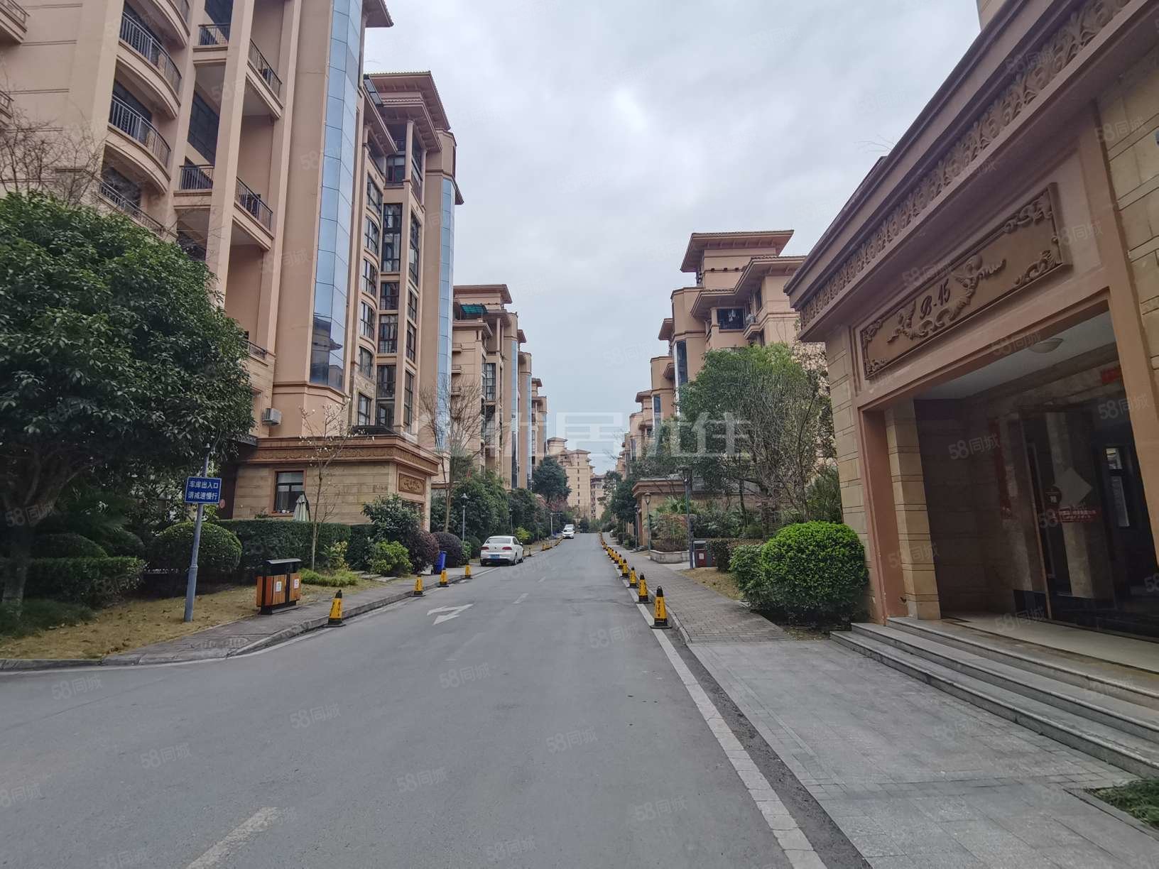 半山逸城b区洋房看大半个巴中城