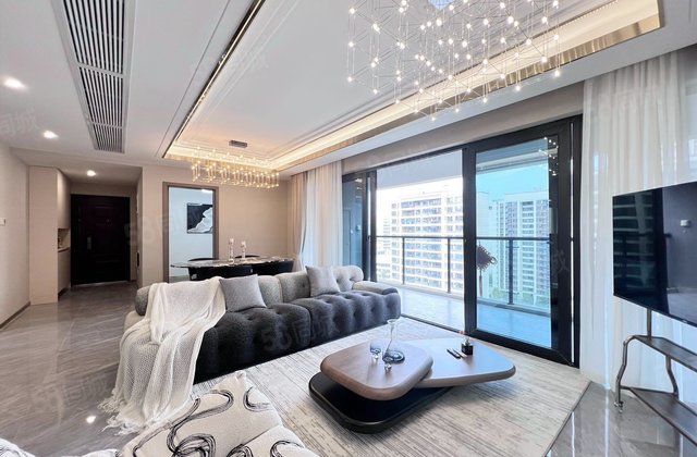 蓝光乐彩城(二期)3室2厅102㎡248万二手房图片