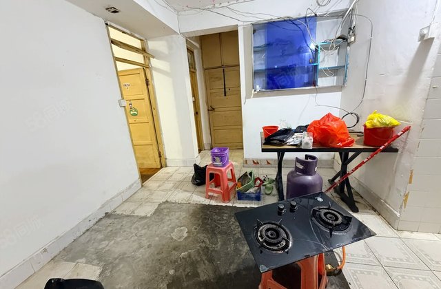 群众新村3室2厅73.56㎡139万二手房图片