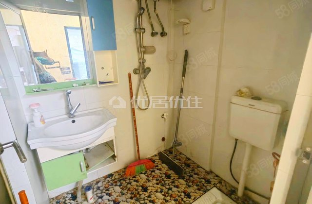 景皇国际2室1厅57.86㎡45万二手房图片