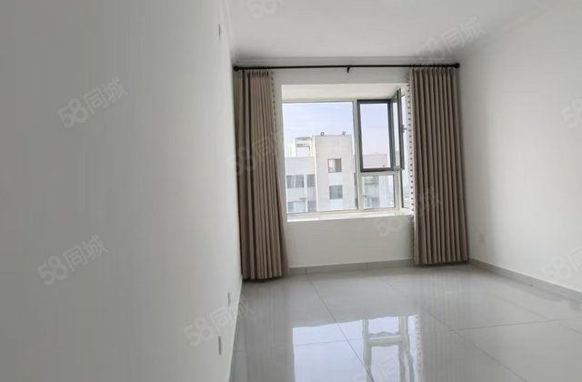价急售 香江水城雅居 3居月供1690 婚房   比租房香