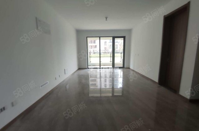 城市芳华小区，三室两厅两卫，带车位储藏室，价格可谈