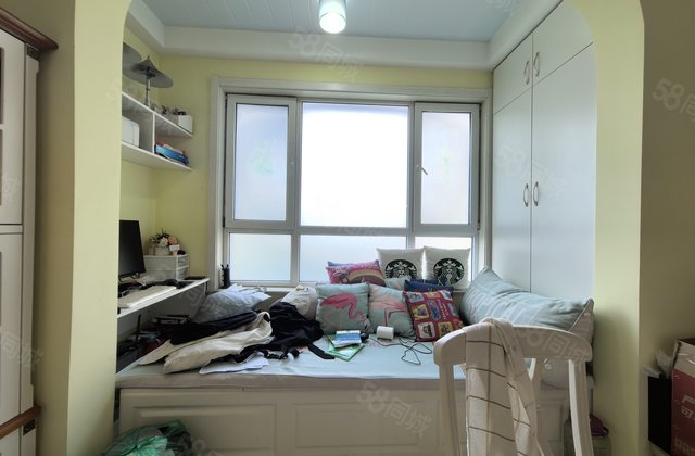 民生6号院商品  有车位地下室  有装修 可按揭免大税