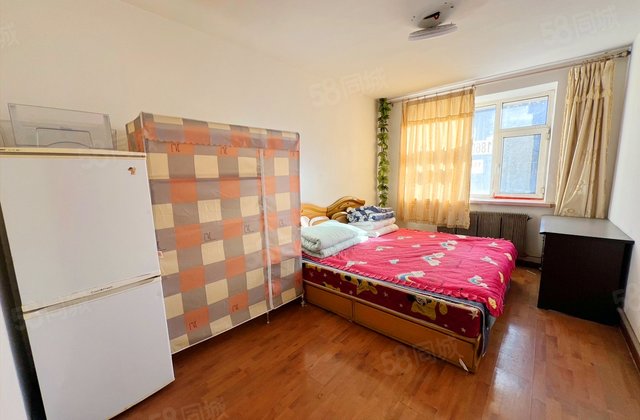 南昌路105号小区1室1厅45㎡28万二手房图片