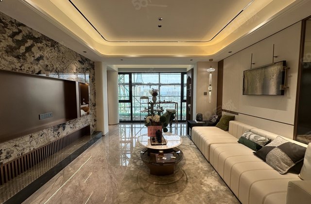 通泰中央商务区4室2厅124㎡56.8万二手房图片